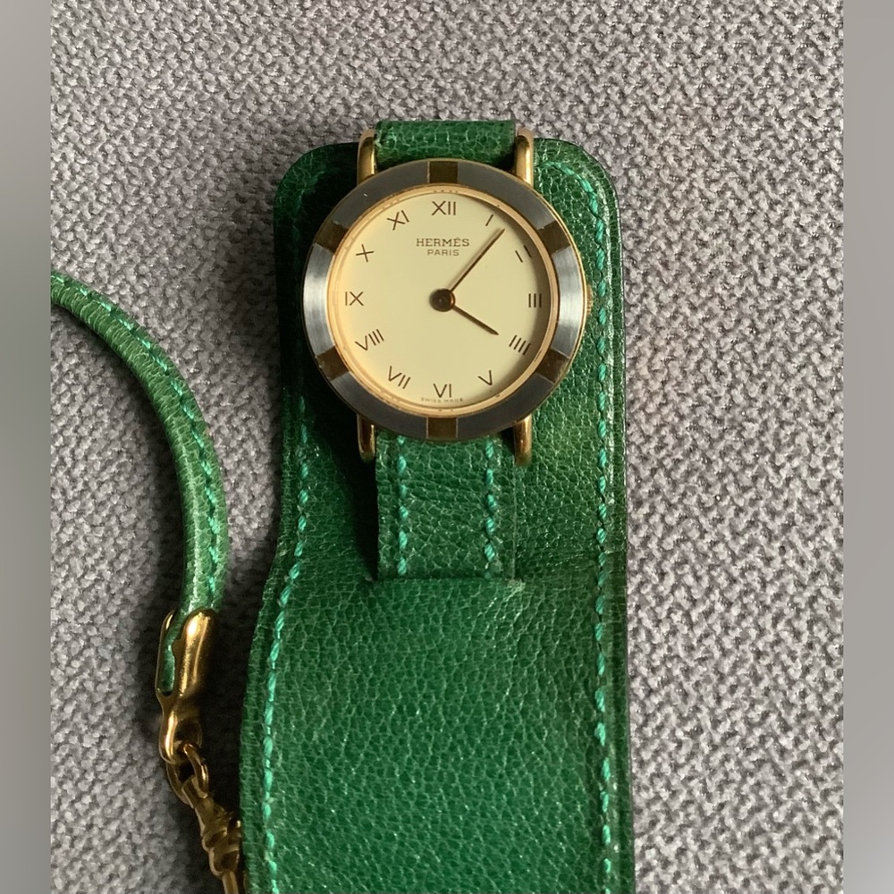 Ladies HERMES travel/ office/ pocket/ wristwatch ๐๐๐ - Picture 9 of 16